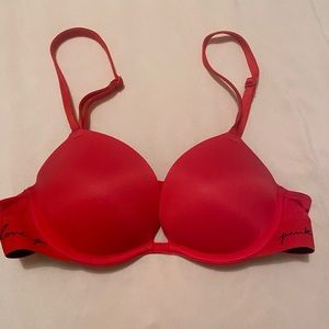 Victoria’s Secret/ Pink 32A push up bra